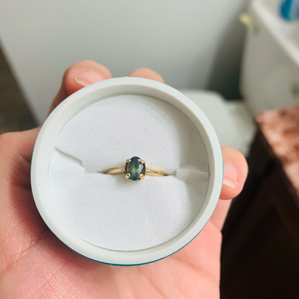 Solid 10k yellow gold with a NATURAL alexandrite